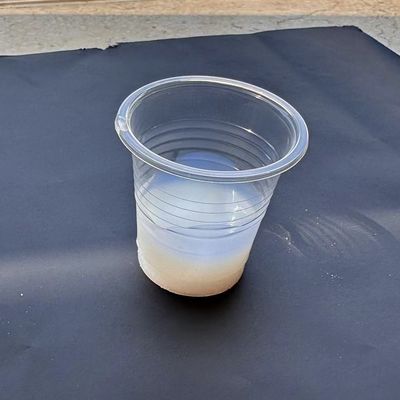 İyi bir fiyat. Düşük Koku Düşük VOC Mükemmel Film Oluşumu Ve Uzun Süren Yapışkanlık Stiren Akrilik Kopolymer Emülsiyonu çevrimiçi